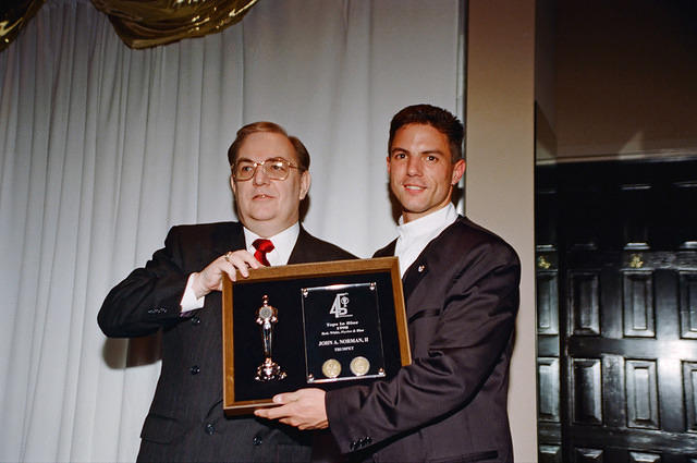 00877 n 16ajptvtbh1464