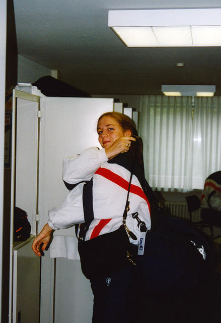 01279 p 16ajptvtbh0265