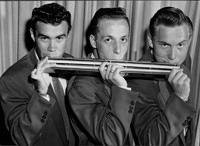 1954 - The Harmonica Riffs