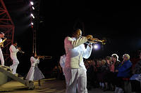 MJG 8824